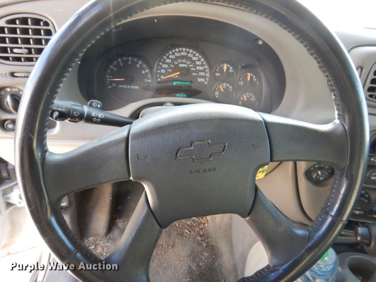 image for item KH9110 2003 Chevrolet TrailBlazer LS  SUV