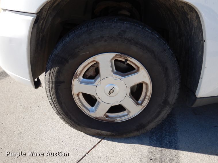 image for item KH9110 2003 Chevrolet TrailBlazer LS  SUV