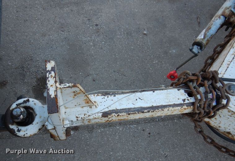 image for item KH9113 2004 Wood Chuck Chipper 12A  wood chipper