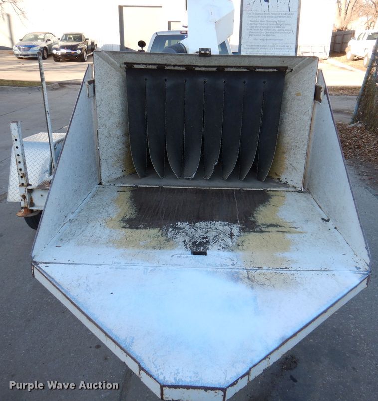 image for item KH9113 2004 Wood Chuck Chipper 12A  wood chipper