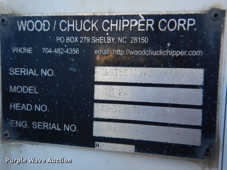 image for item KH9113 2004 Wood Chuck Chipper 12A  wood chipper