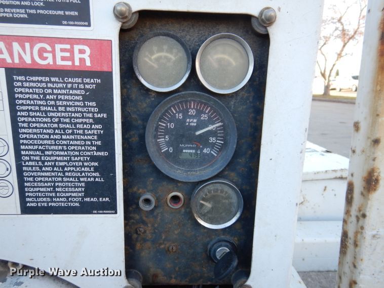 image for item KH9113 2004 Wood Chuck Chipper 12A  wood chipper