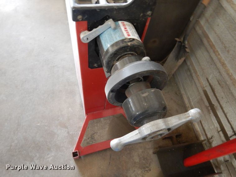 image for item KH9139 Tire handling equipment