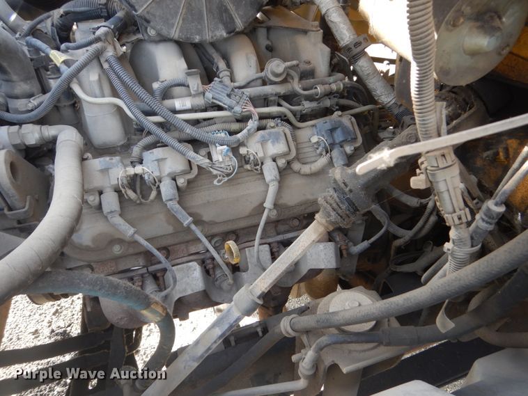 image for item KO9784 2001 GMC C6500  truck cab and chassis