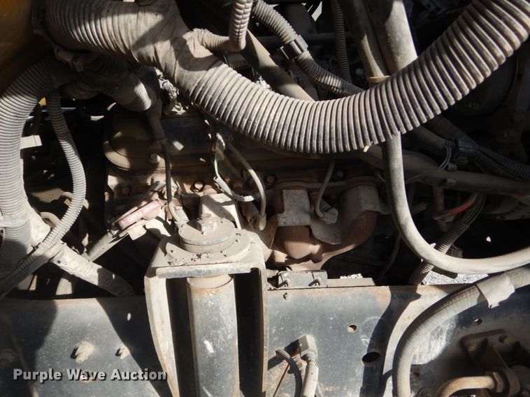 image for item KO9784 2001 GMC C6500  truck cab and chassis