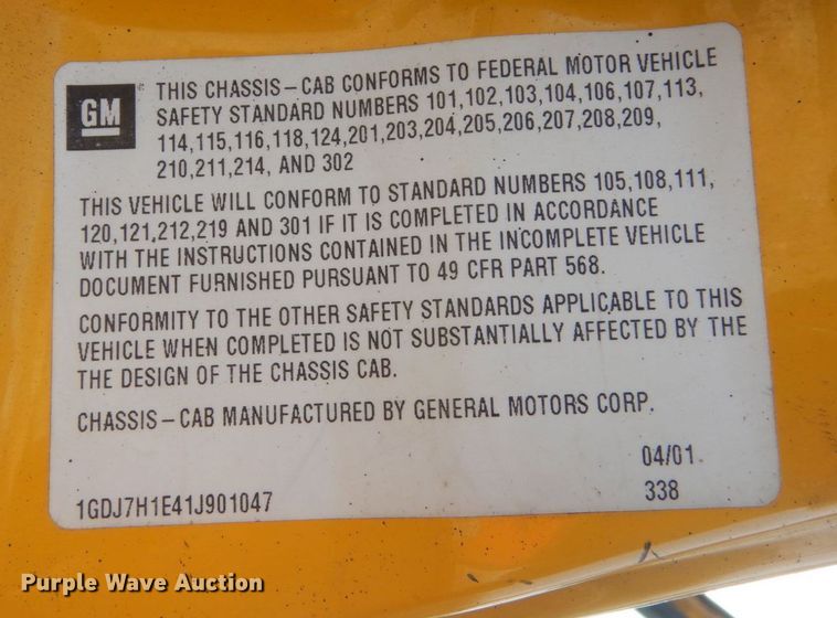 image for item KO9784 2001 GMC C6500  truck cab and chassis