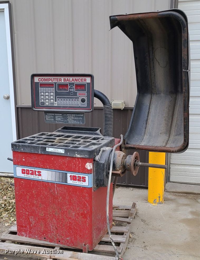 image for item KO9794 Coats 1025  wheel balancer