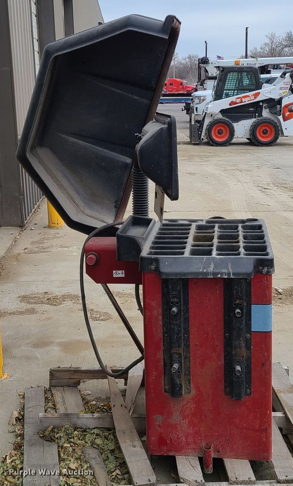 image for item KO9794 Coats 1025  wheel balancer