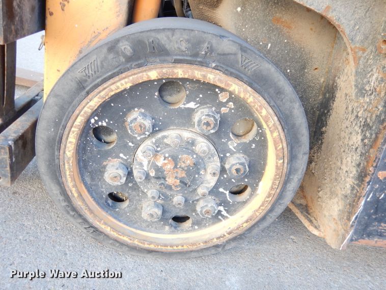 image for item KS9055 Toyota 5FGC25  forklift