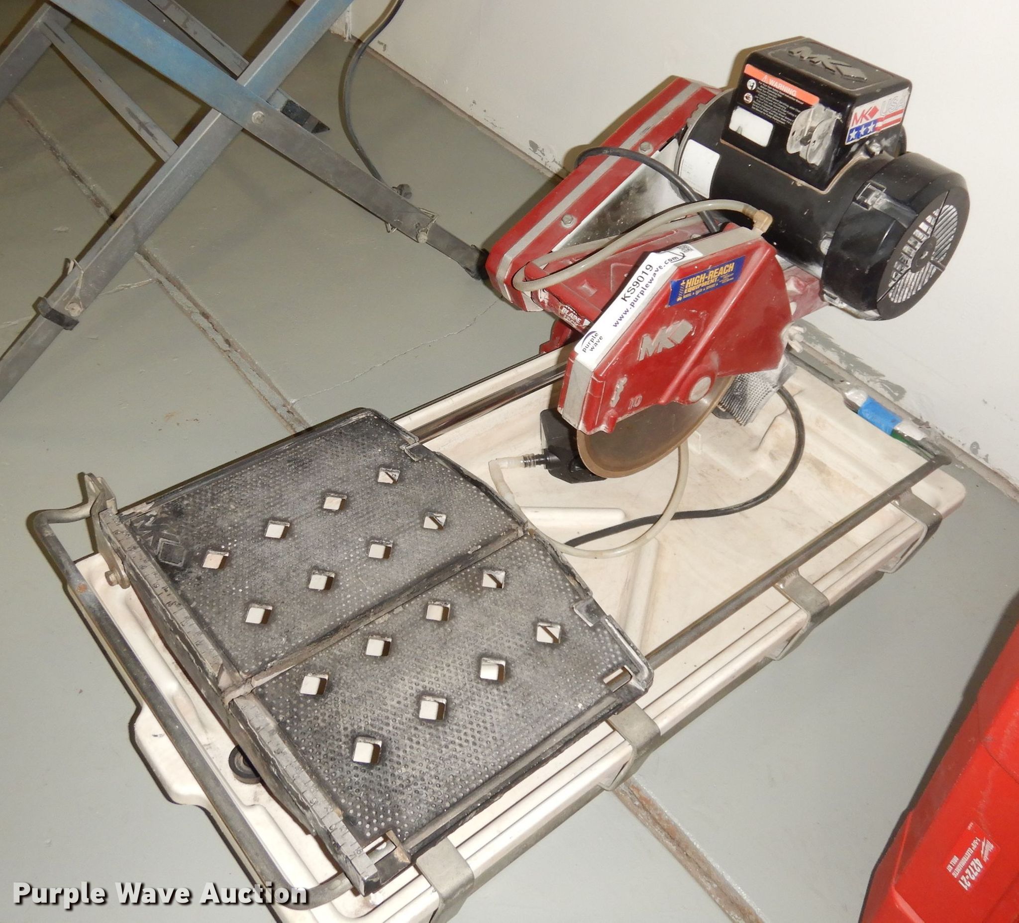 MK 100 tile saw in Salina, KS Item KS9019 sold Purple Wave