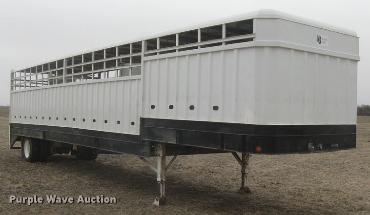 image for item DG5325 2001 Neville  livestock trailer