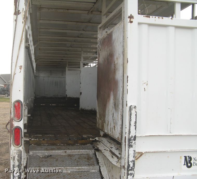 image for item DG5325 2001 Neville  livestock trailer