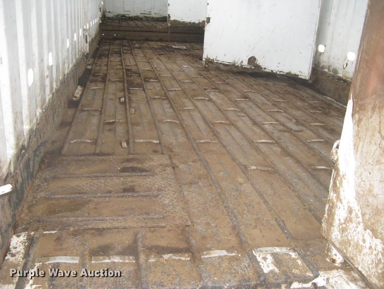 image for item DG5325 2001 Neville  livestock trailer