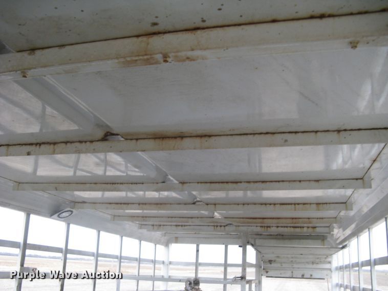 image for item DG5325 2001 Neville  livestock trailer