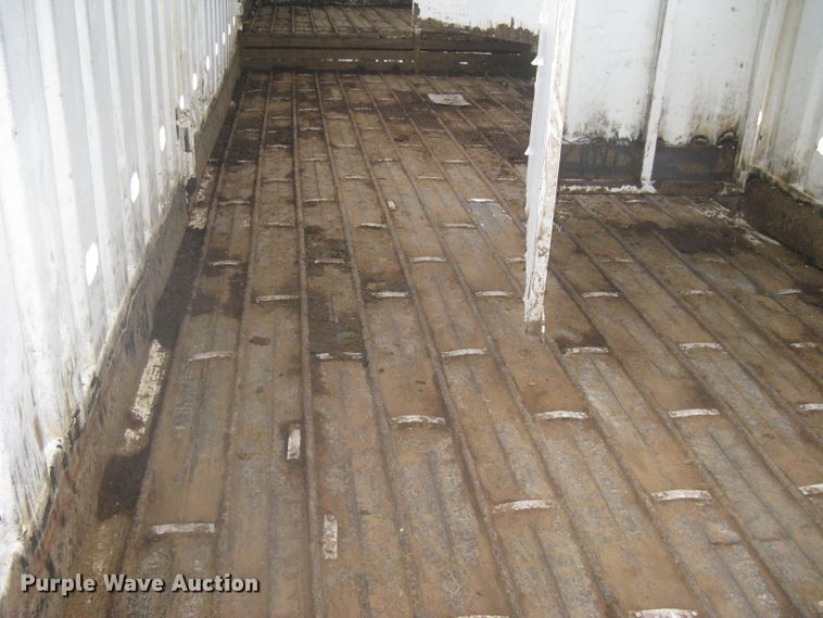 image for item DG5325 2001 Neville  livestock trailer