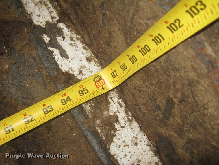 image for item DG5325 2001 Neville  livestock trailer