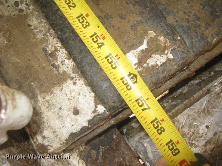 image for item DG5325 2001 Neville  livestock trailer