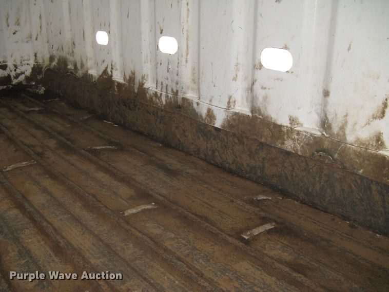 image for item DG5325 2001 Neville  livestock trailer