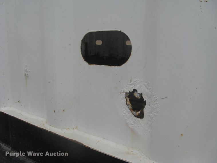 image for item DG5325 2001 Neville  livestock trailer