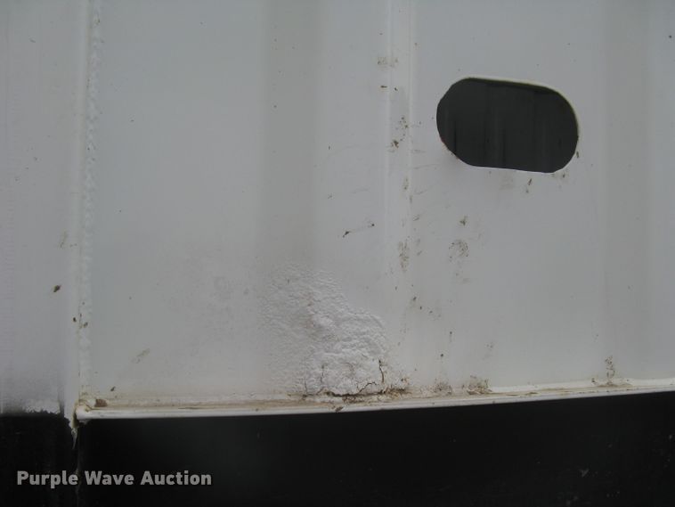 image for item DG5325 2001 Neville  livestock trailer