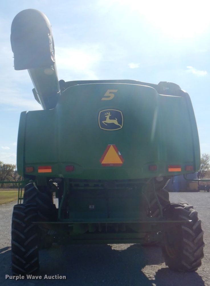 image for item DH7315 2005 John Deere 9770 STS  combine