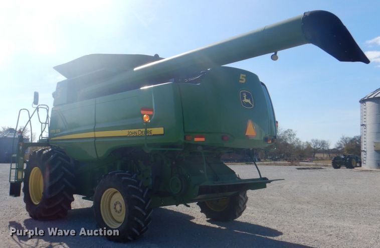 image for item DH7315 2005 John Deere 9770 STS  combine