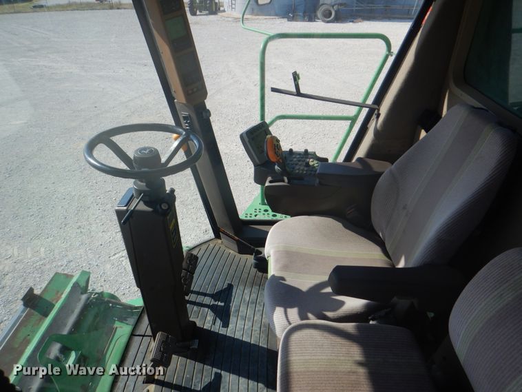 image for item DH7315 2005 John Deere 9770 STS  combine