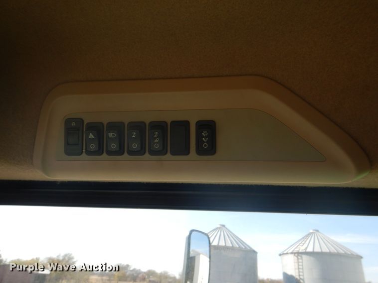 image for item DH7315 2005 John Deere 9770 STS  combine