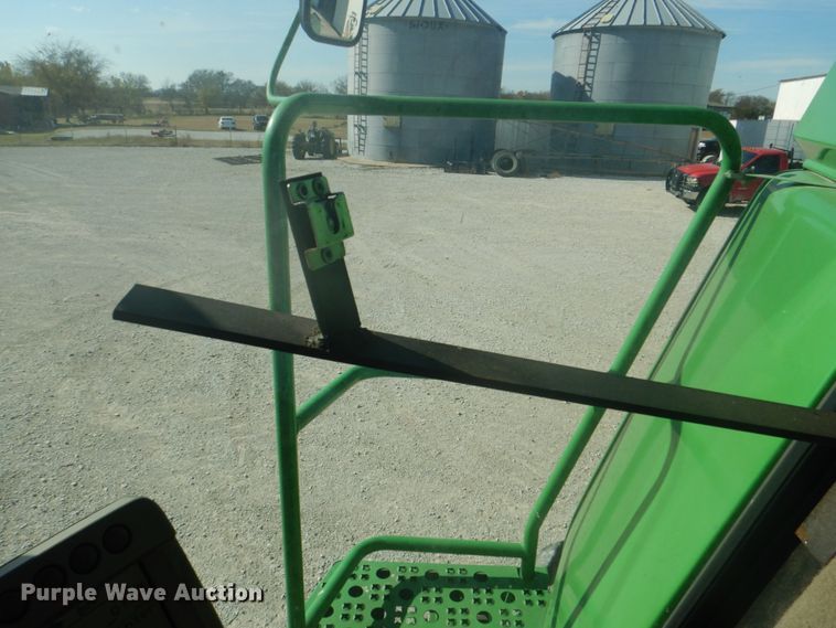 image for item DH7315 2005 John Deere 9770 STS  combine