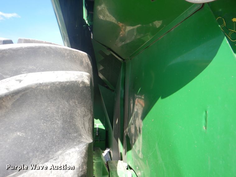 image for item DH7315 2005 John Deere 9770 STS  combine