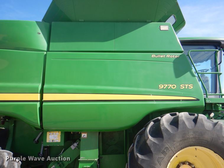 image for item DH7315 2005 John Deere 9770 STS  combine