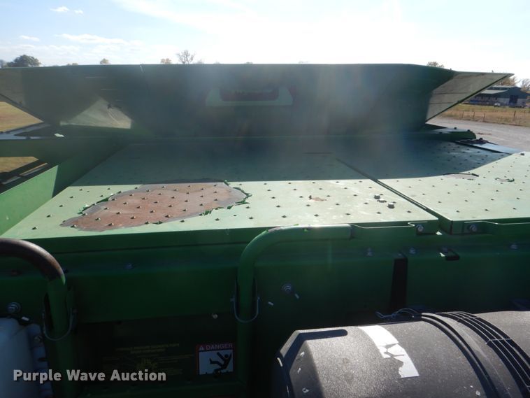 image for item DH7315 2005 John Deere 9770 STS  combine