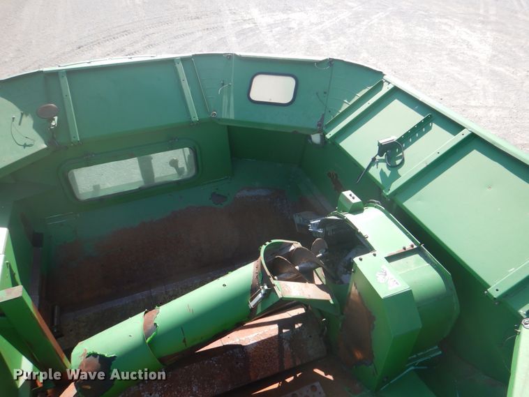 image for item DH7315 2005 John Deere 9770 STS  combine