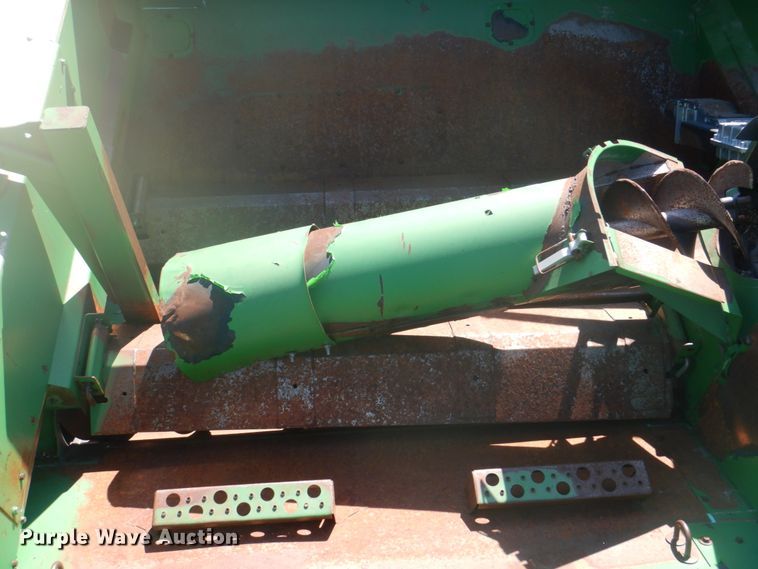 image for item DH7315 2005 John Deere 9770 STS  combine