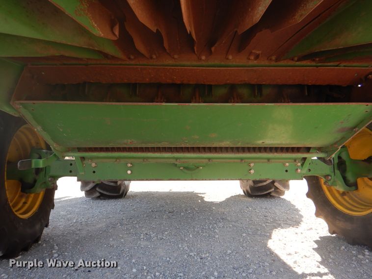 image for item DH7315 2005 John Deere 9770 STS  combine