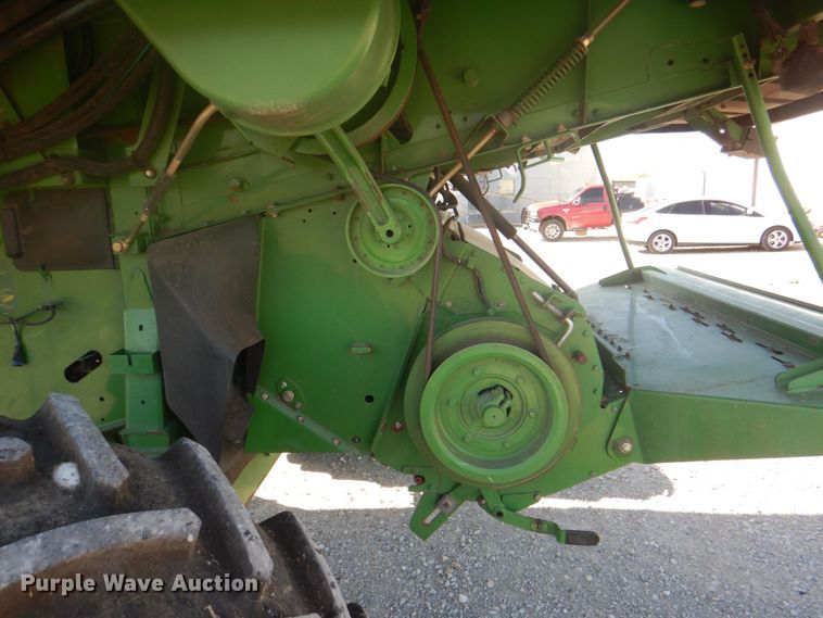 image for item DH7315 2005 John Deere 9770 STS  combine