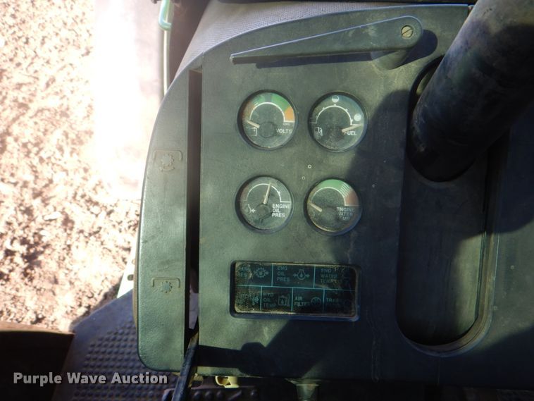 image for item DH7316 1984 John Deere 4850  MFWD tractor