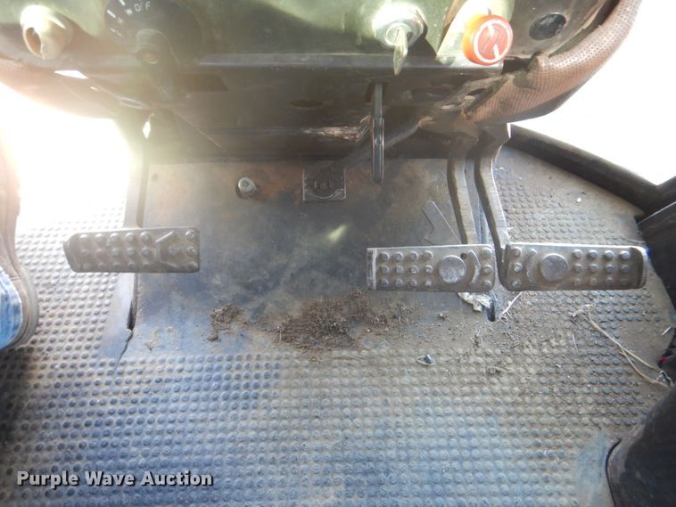 image for item DH7316 1984 John Deere 4850  MFWD tractor