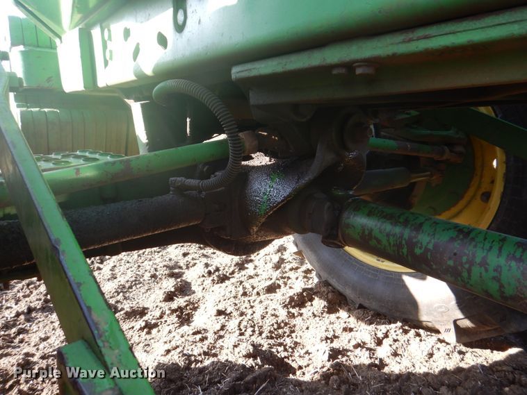 image for item DH7316 1984 John Deere 4850  MFWD tractor