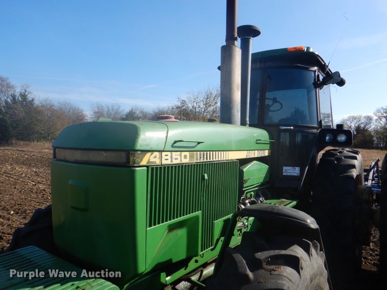 image for item DH7316 1984 John Deere 4850  MFWD tractor