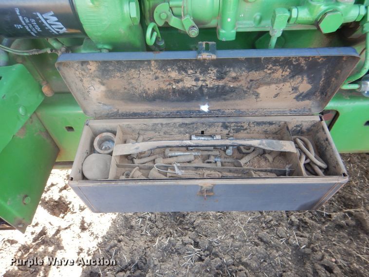 image for item DH7316 1984 John Deere 4850  MFWD tractor