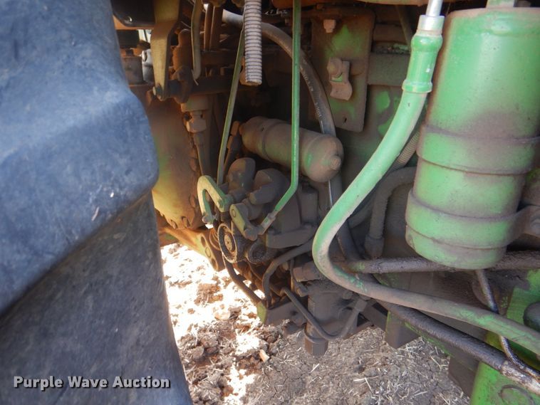 image for item DH7316 1984 John Deere 4850  MFWD tractor