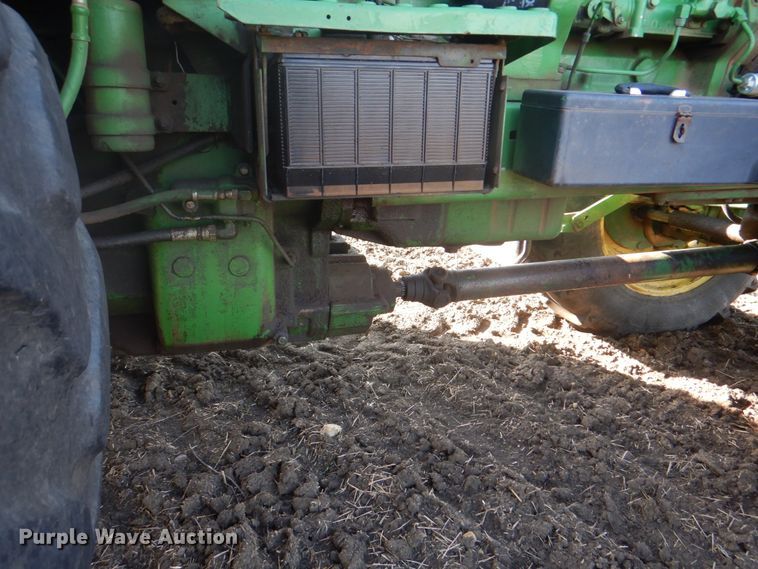 image for item DH7316 1984 John Deere 4850  MFWD tractor