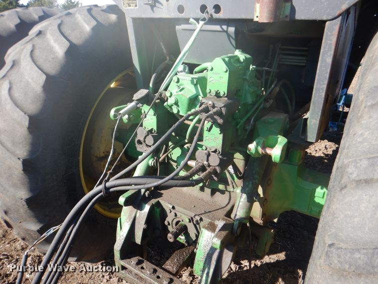 image for item DH7316 1984 John Deere 4850  MFWD tractor