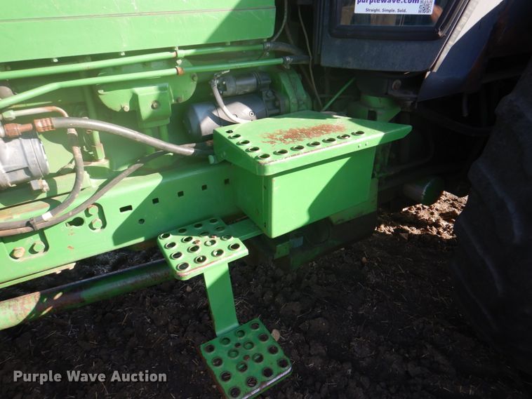 image for item DH7316 1984 John Deere 4850  MFWD tractor