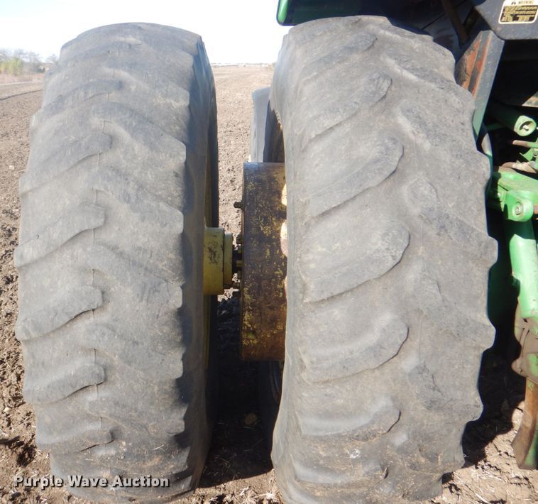 image for item DH7316 1984 John Deere 4850  MFWD tractor