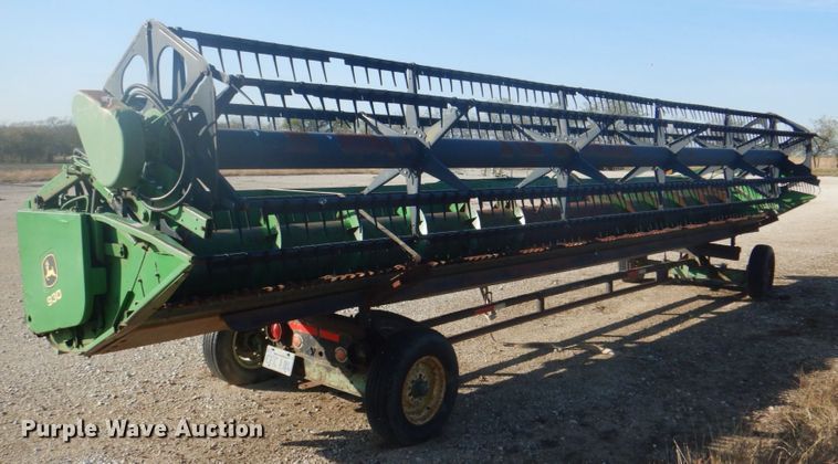 image for item DH7317 1994 John Deere 930  rigid head