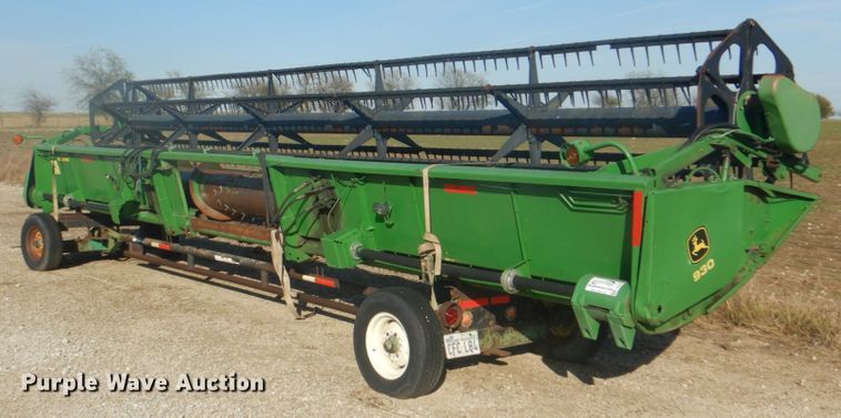 image for item DH7317 1994 John Deere 930  rigid head