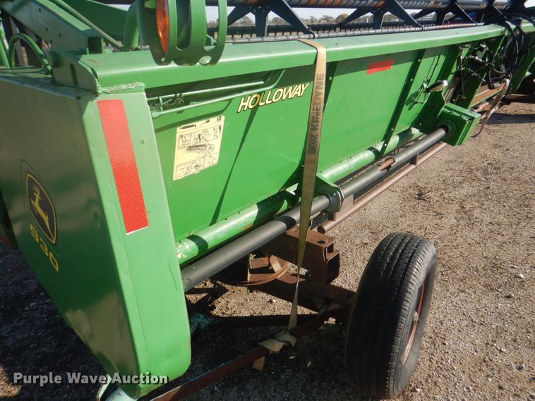 image for item DH7317 1994 John Deere 930  rigid head