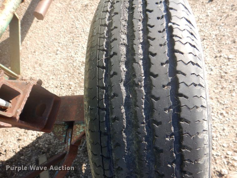 image for item DH7317 1994 John Deere 930  rigid head